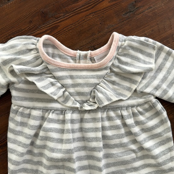 Girls Onesie - 2 for sale! - Picture 6 of 7